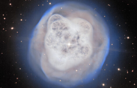 Dying star resembles a billowing crystal ball in new telescope photo